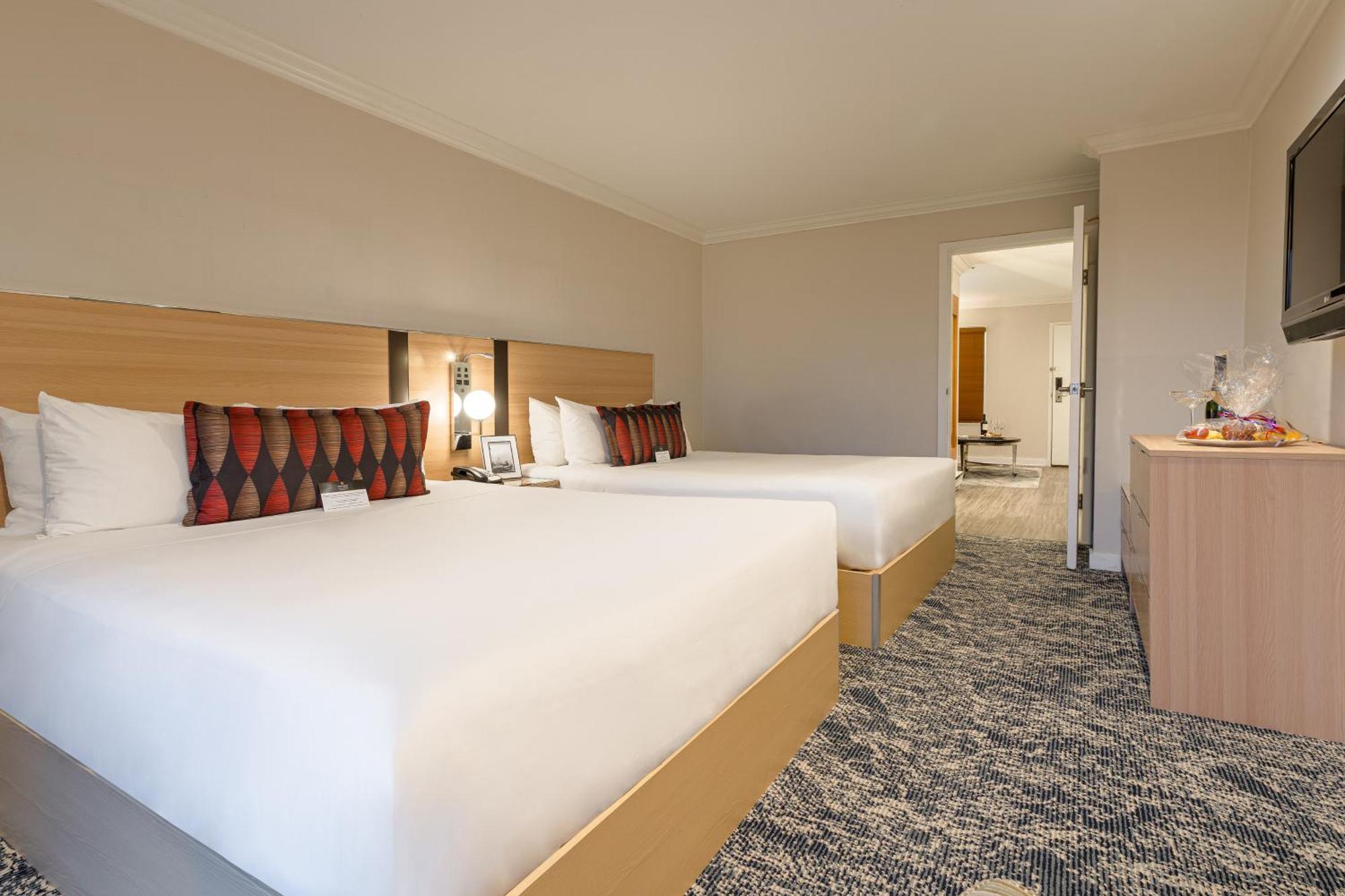 Executive Suites Hotel & Conference Center, Metro Vancouver Burnaby Exteriér fotografie